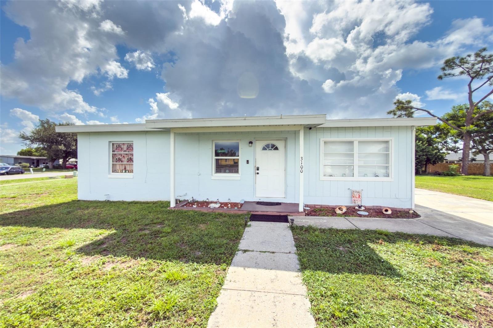 3100 CRESTWOOD DR
