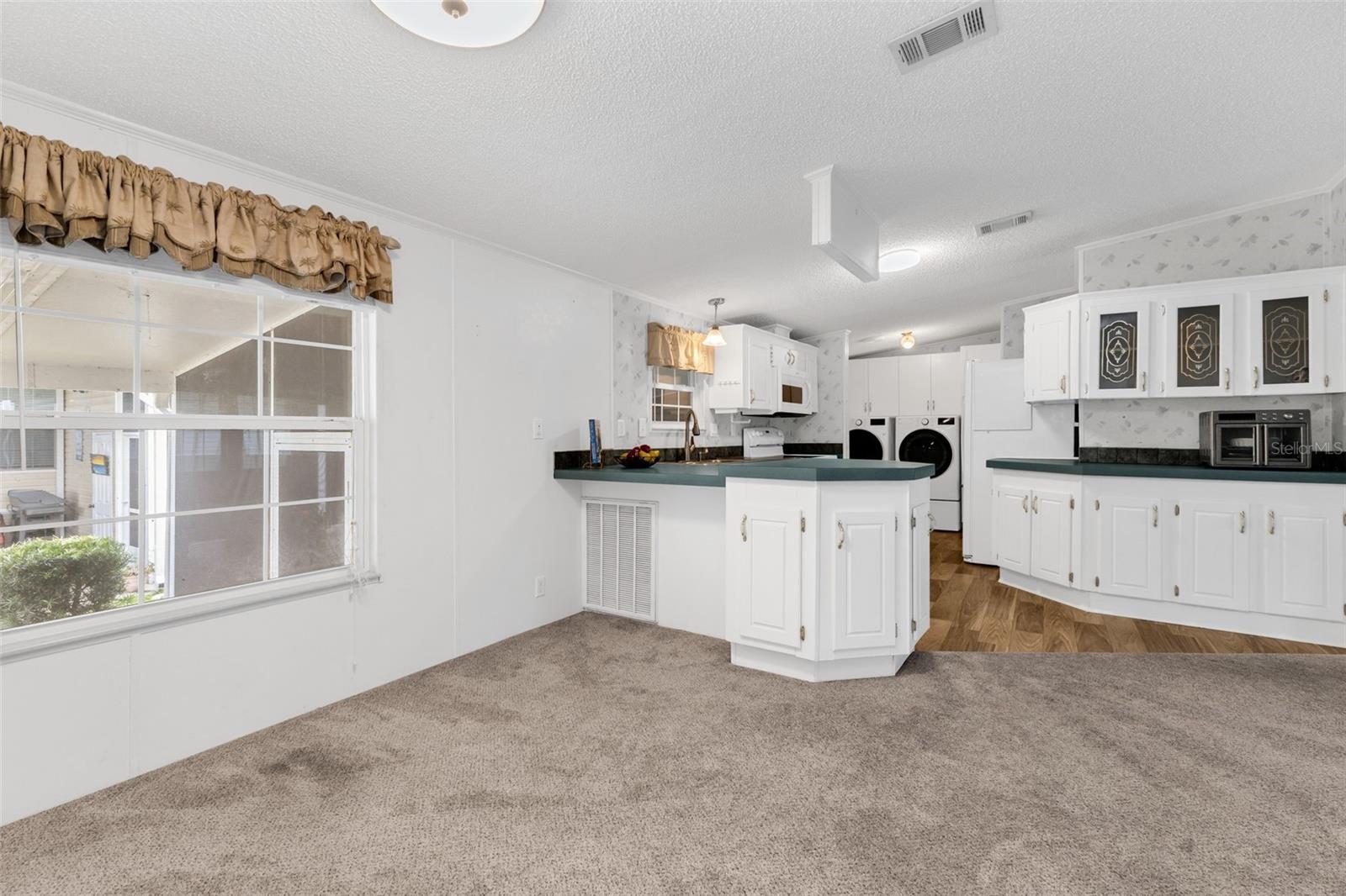 1000 Kings Hwy #380 Property Photo 11
