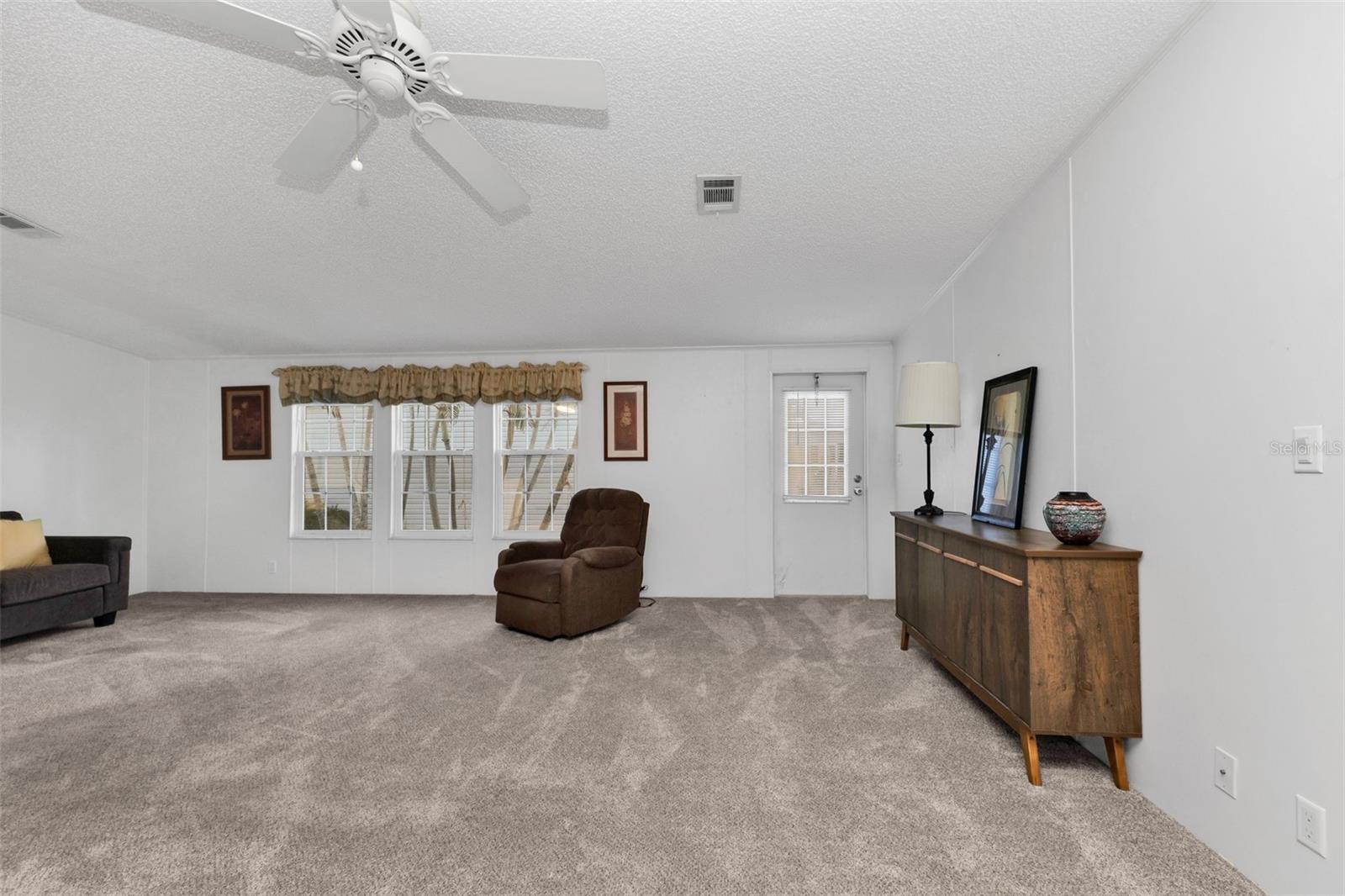1000 Kings Hwy #380 Property Photo 19