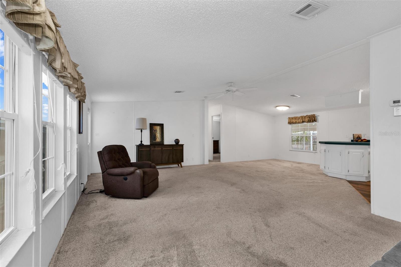 1000 Kings Hwy #380 Property Photo 21