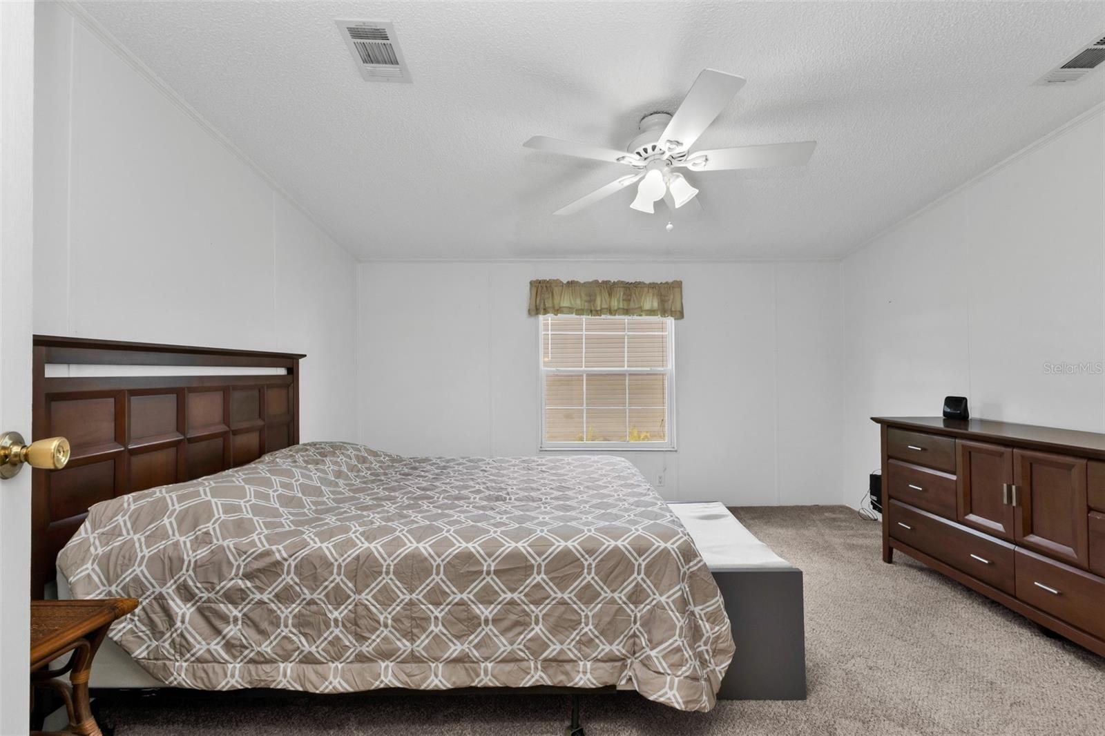 1000 Kings Hwy #380 Property Photo 24
