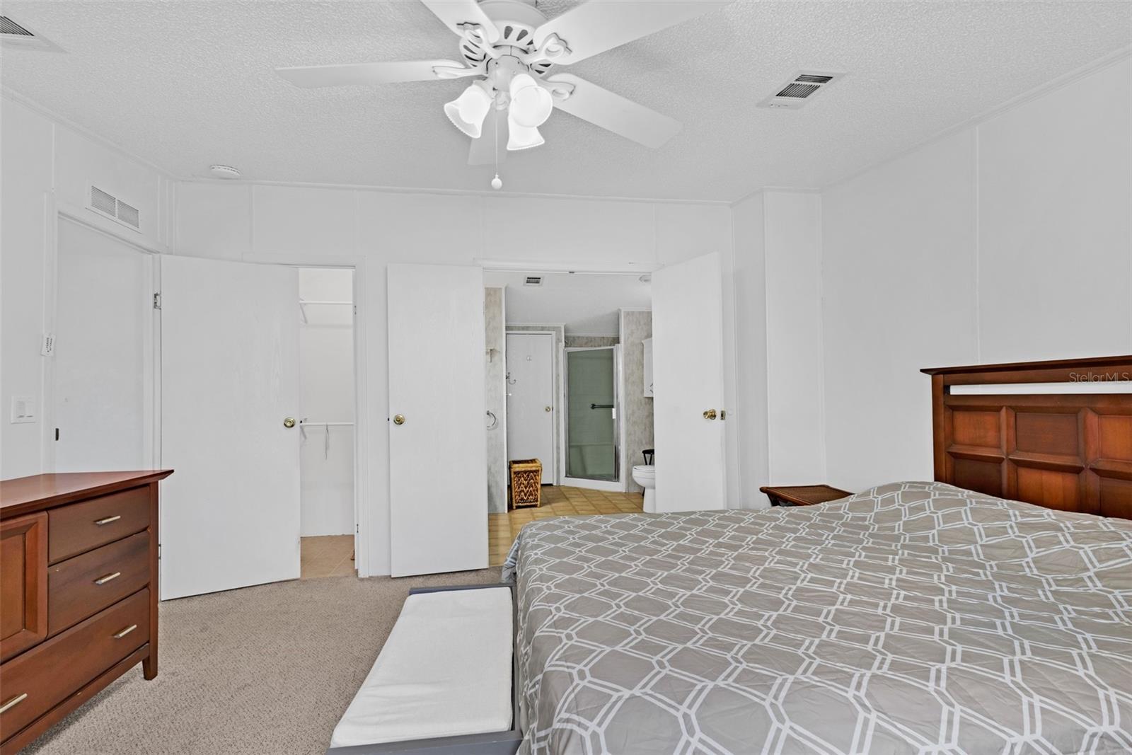 1000 Kings Hwy #380 Property Photo 25