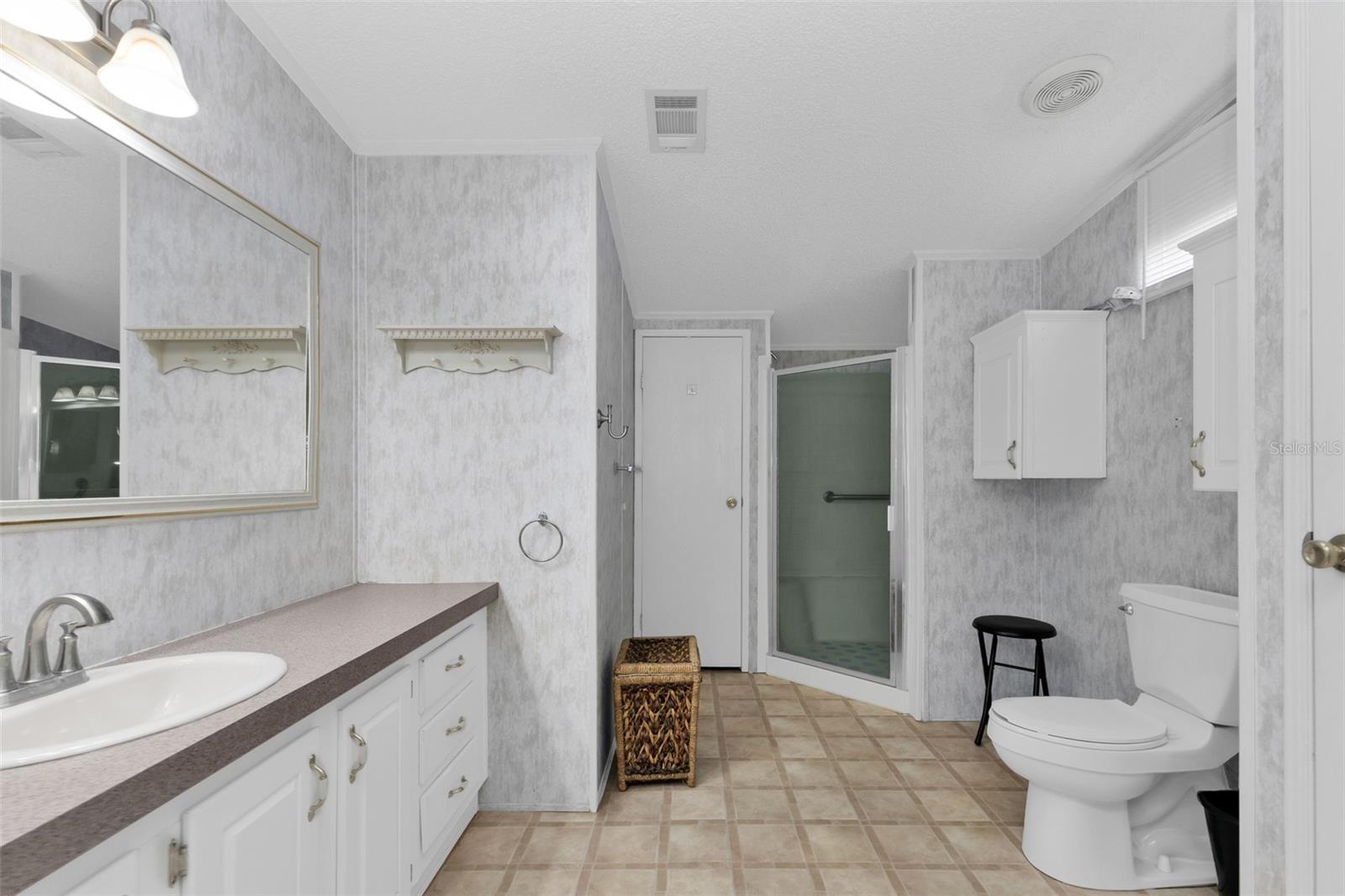 1000 Kings Hwy #380 Property Photo 27