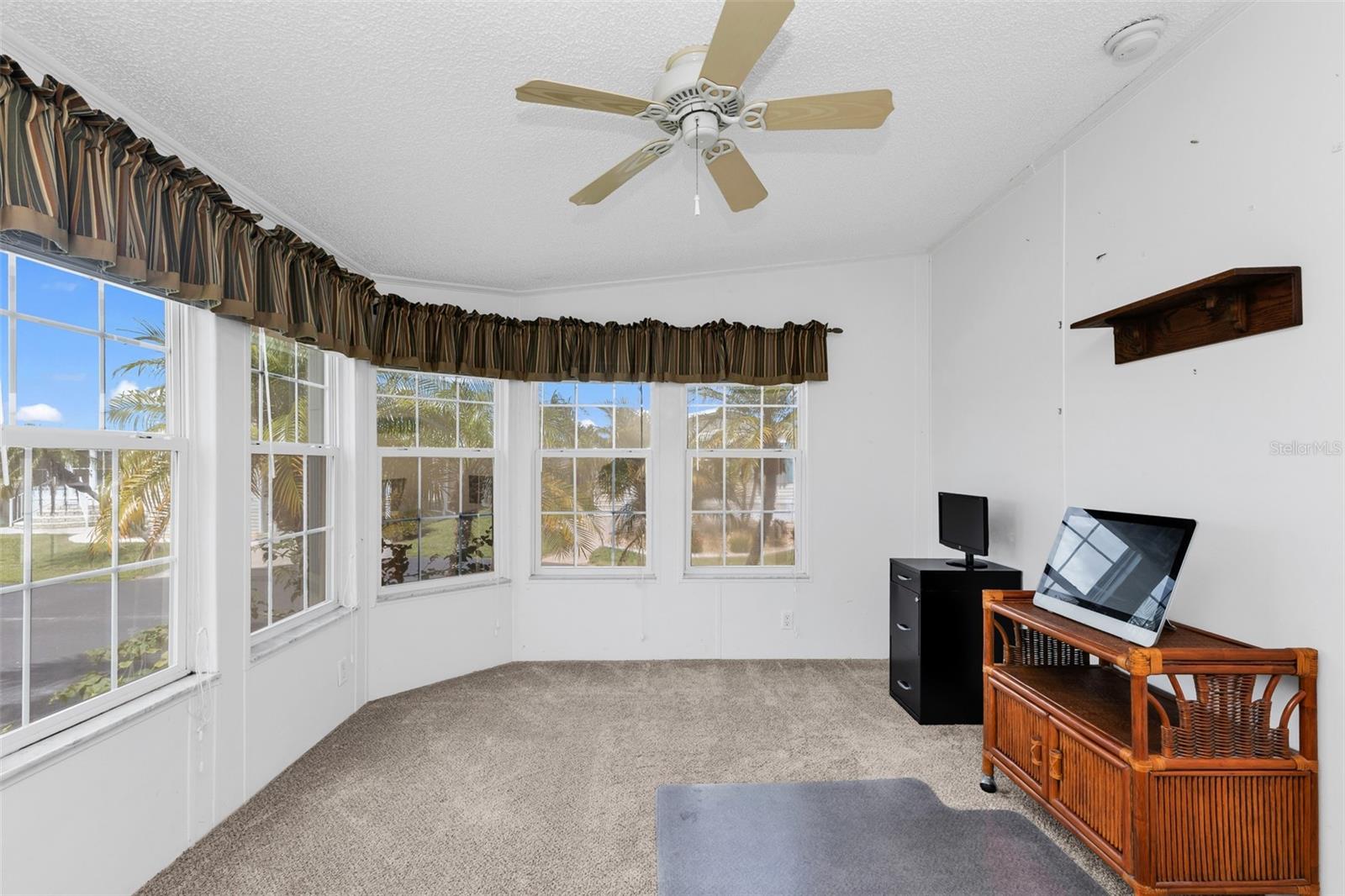 1000 Kings Hwy #380 Property Photo 36