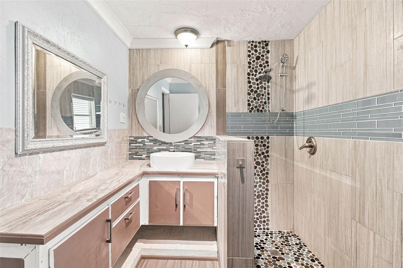 2930 Acline Rd Property Photo 5