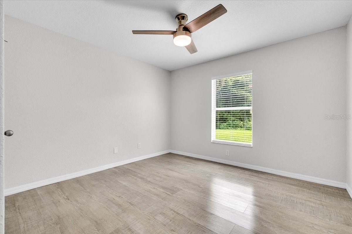 1240 Nora Ln Property Photo 49