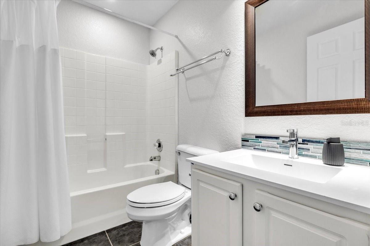 1240 Nora Ln Property Photo 52