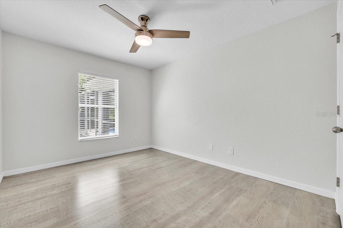 1240 Nora Ln Property Photo 54