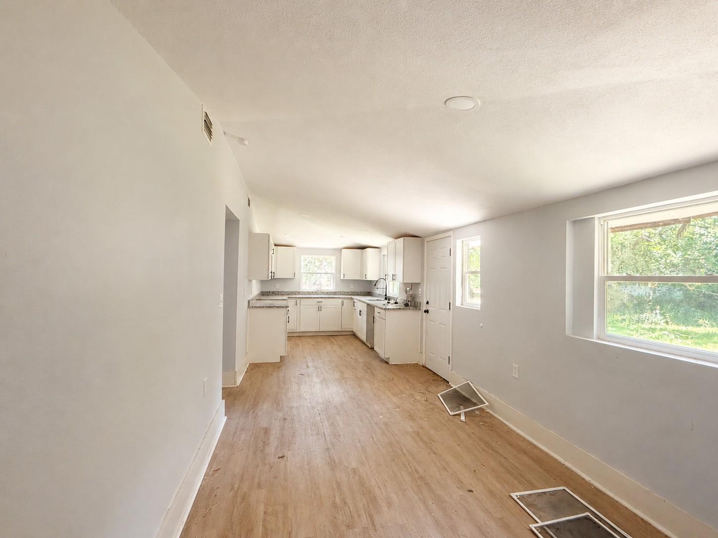 204 N Monroe Ave Property Photo 17