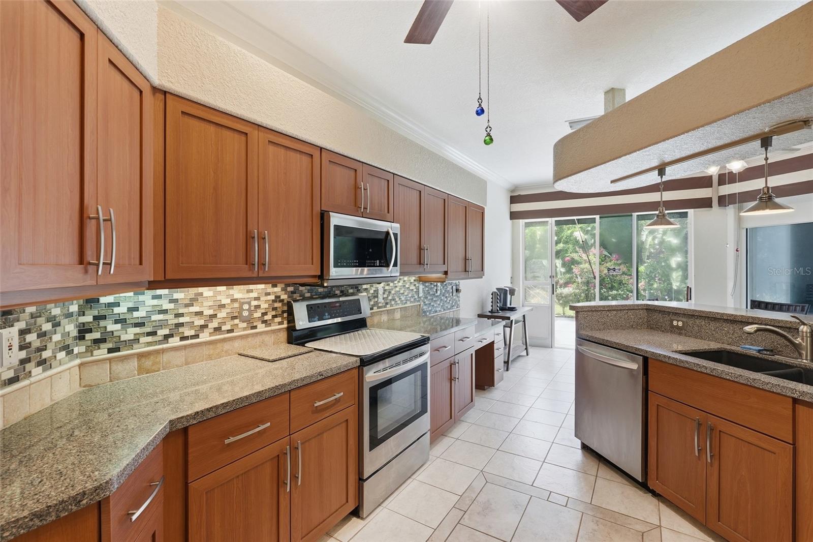 26211 Feathersound Dr Property Photo 17