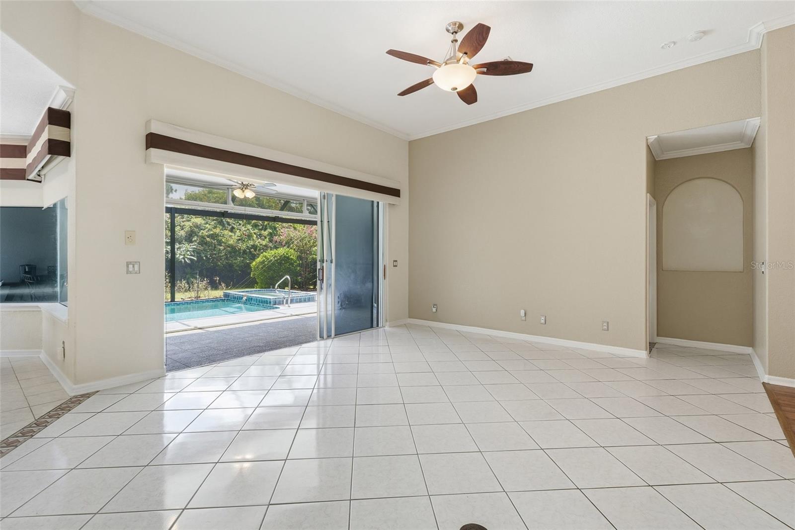 26211 Feathersound Dr Property Photo 24