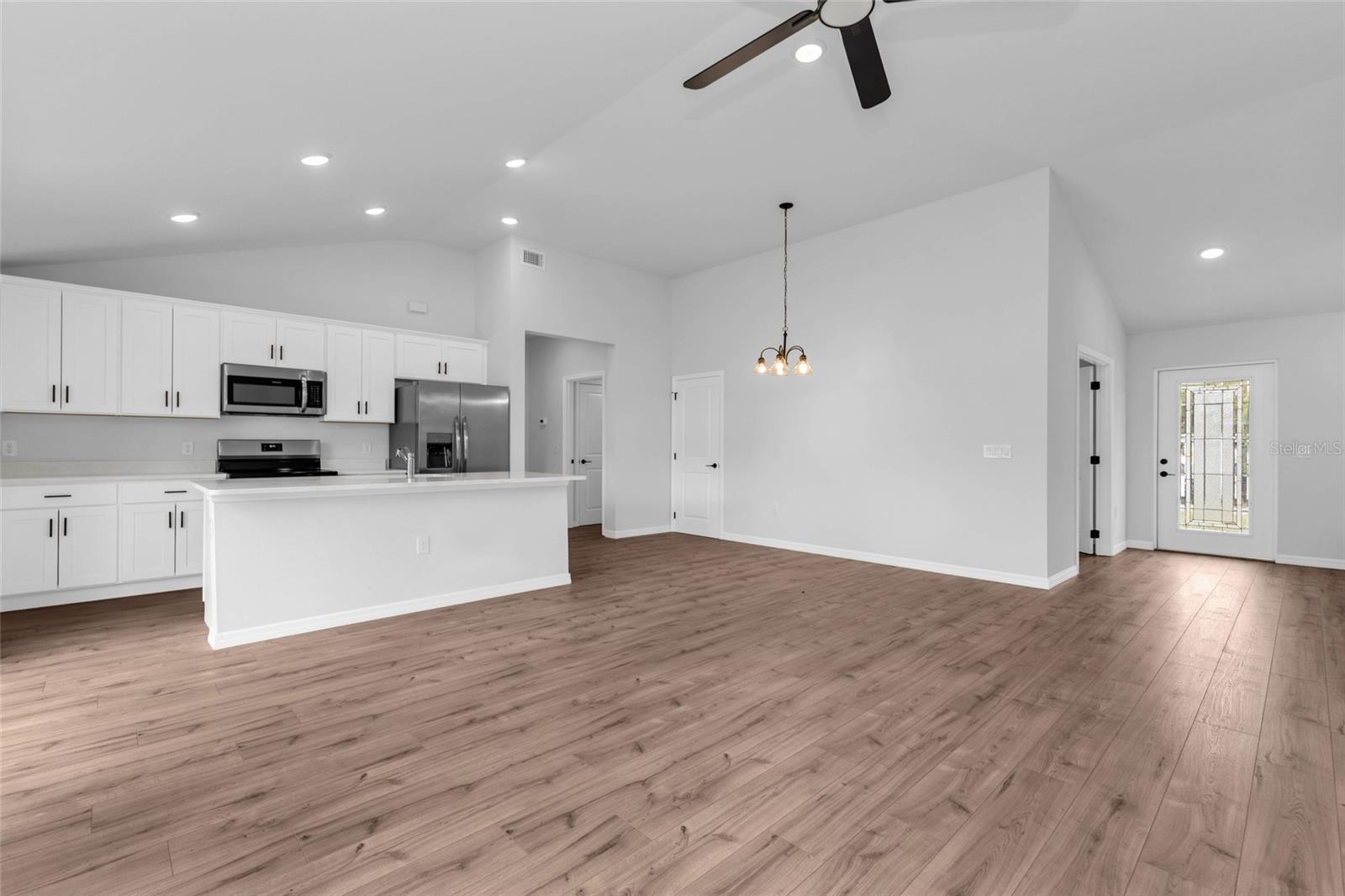 3610 Laredo Ave Property Photo 4