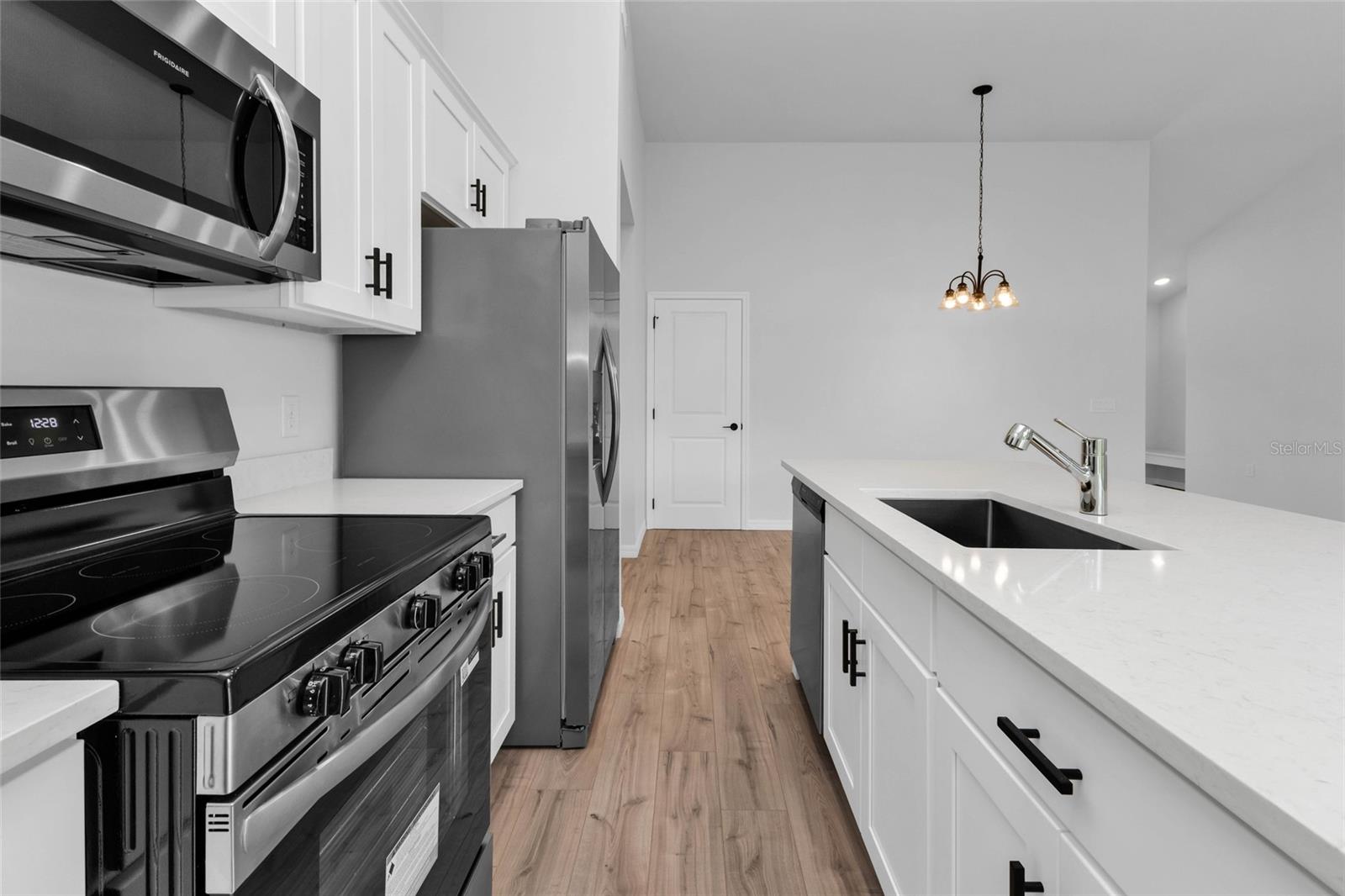 3610 Laredo Ave Property Photo 6