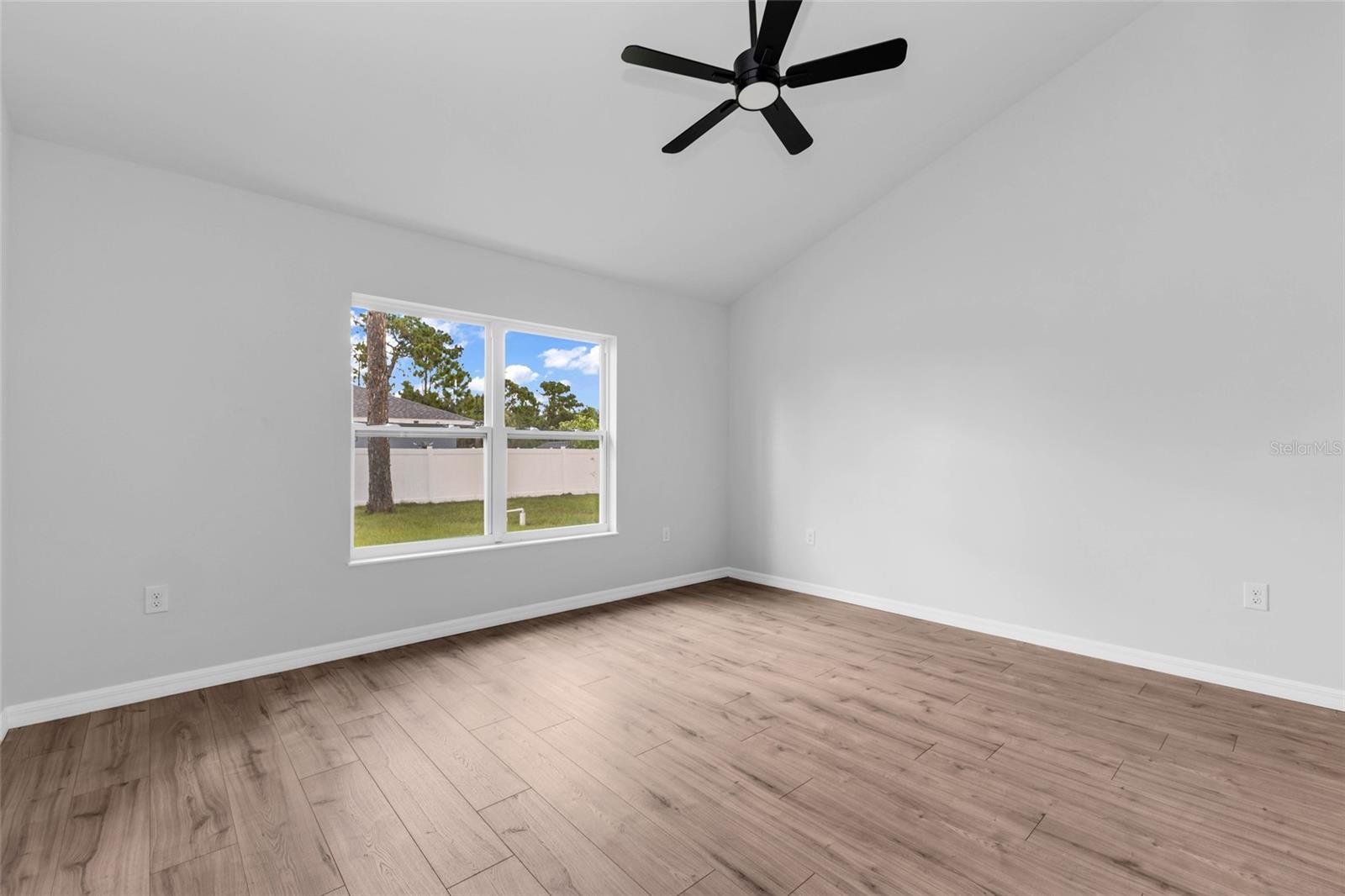 3610 Laredo Ave Property Photo 11