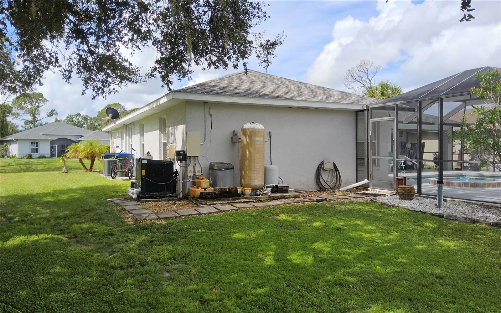 2522 Nanette Ln Property Photo 15