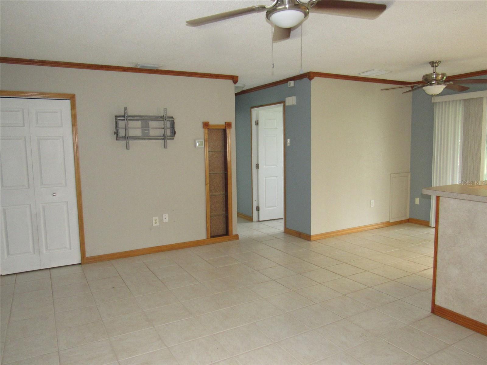 6273 Sooner St Property Photo 7