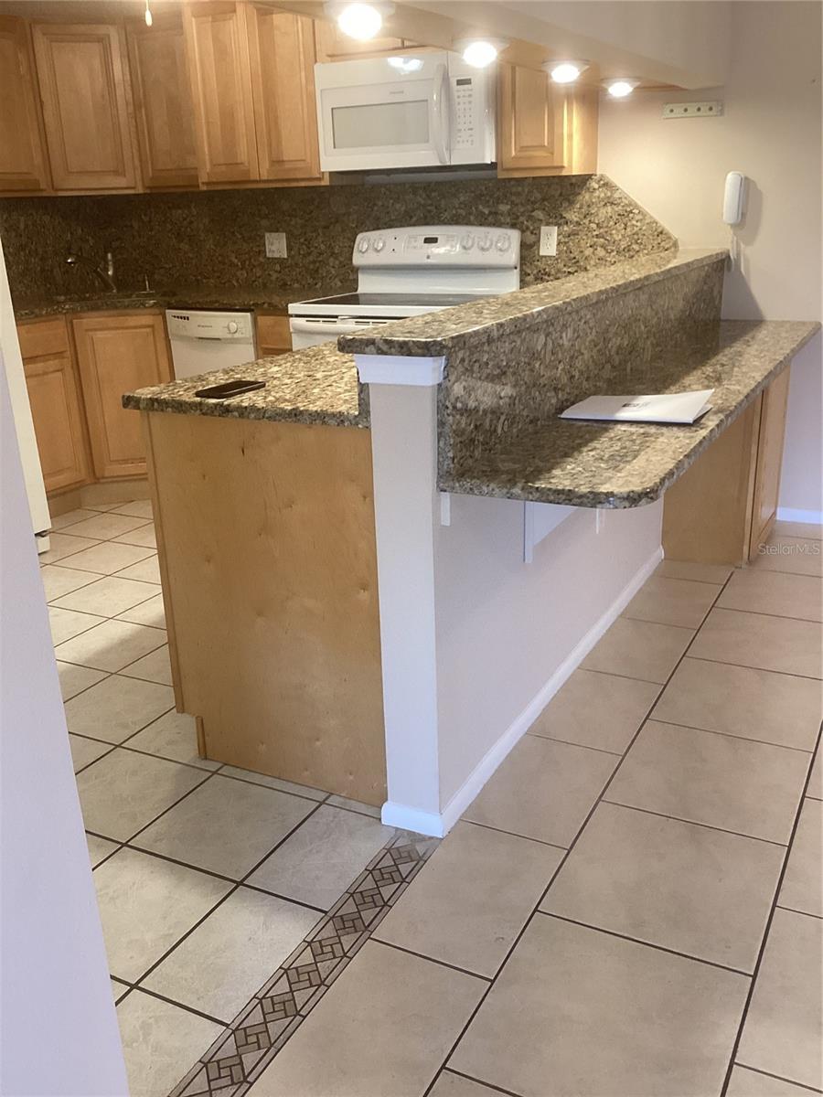 C7529884 Property Photo 15