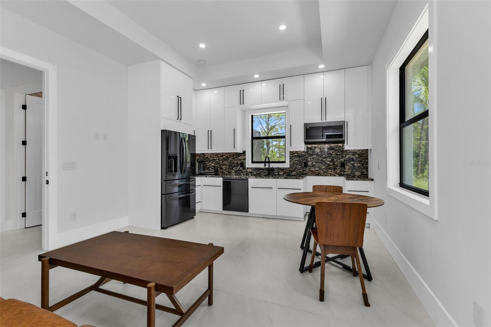 115 Solana St Property Photo 26