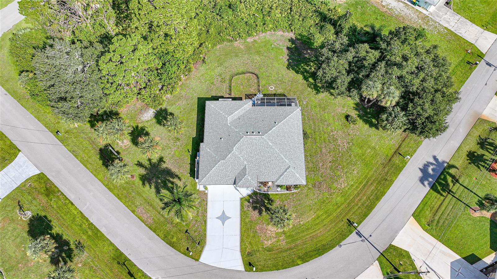 1087 General St Property Photo 3