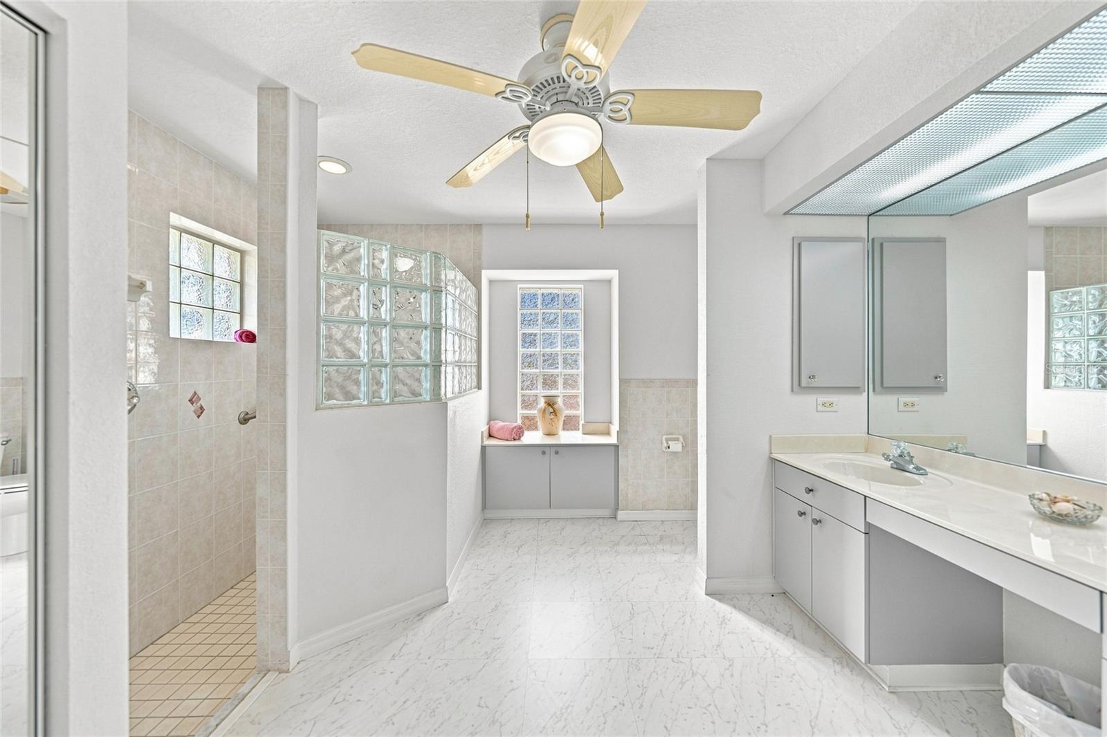 1087 General St Property Photo 19