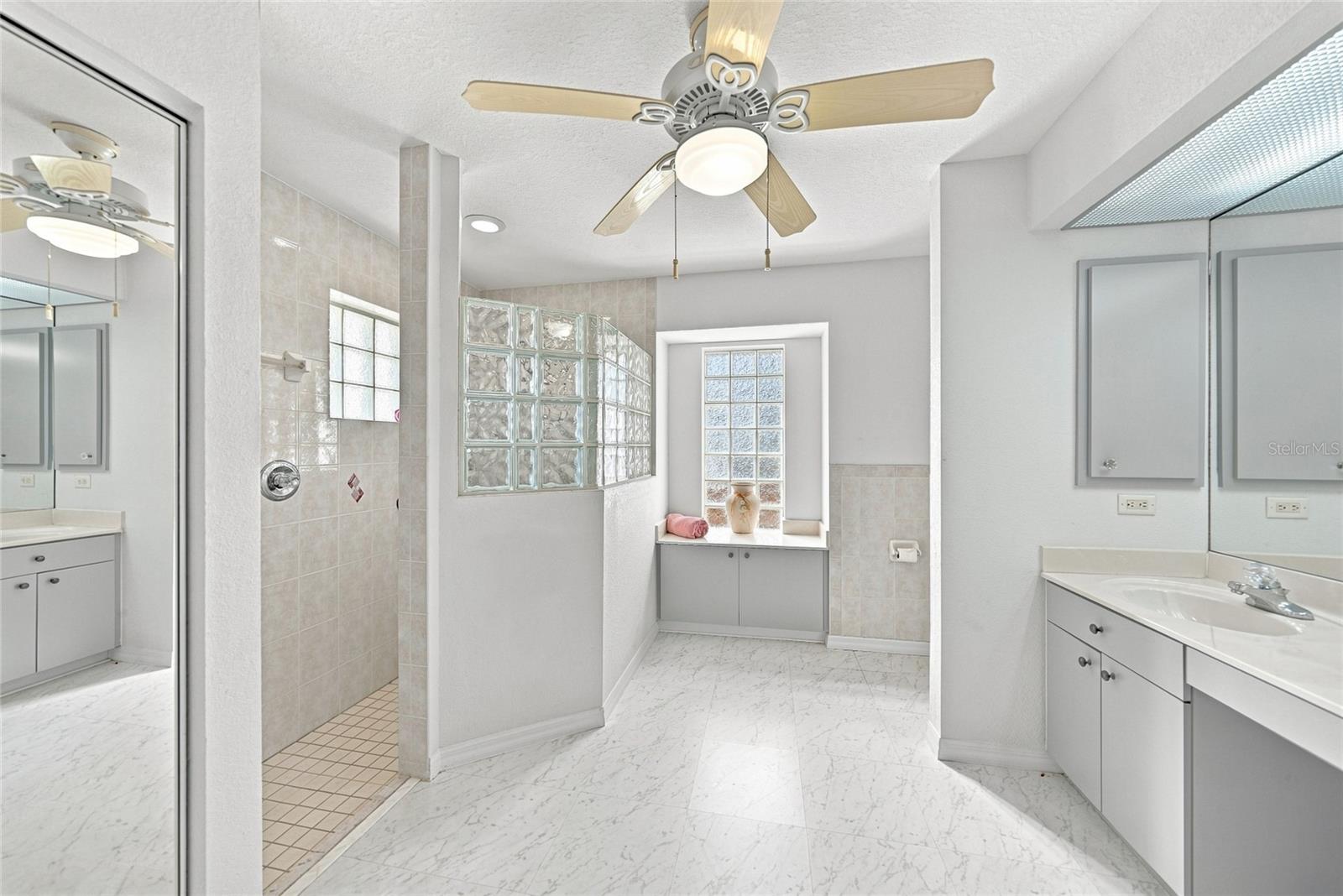 1087 General St Property Photo 21