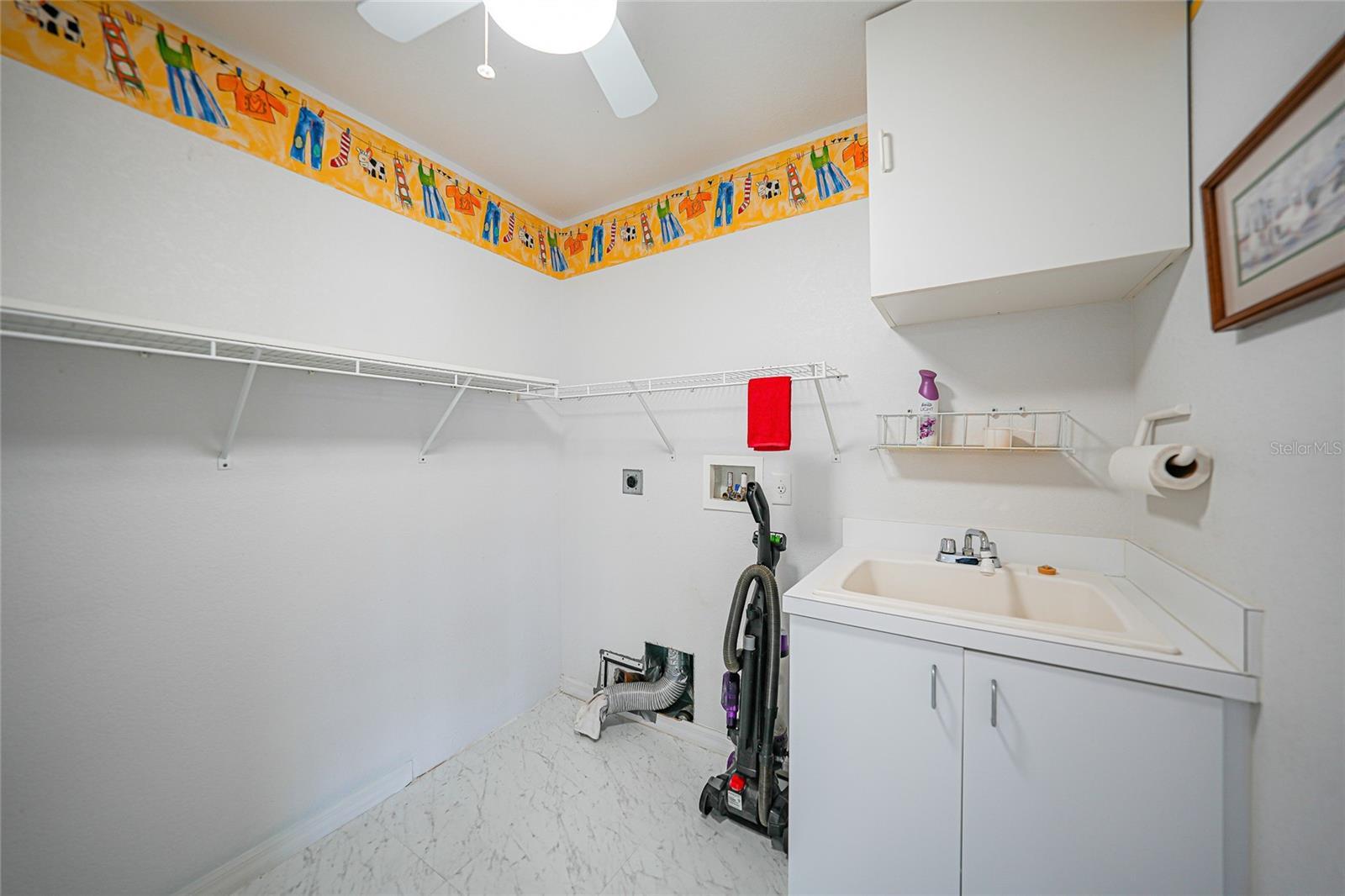 1087 General St Property Photo 29