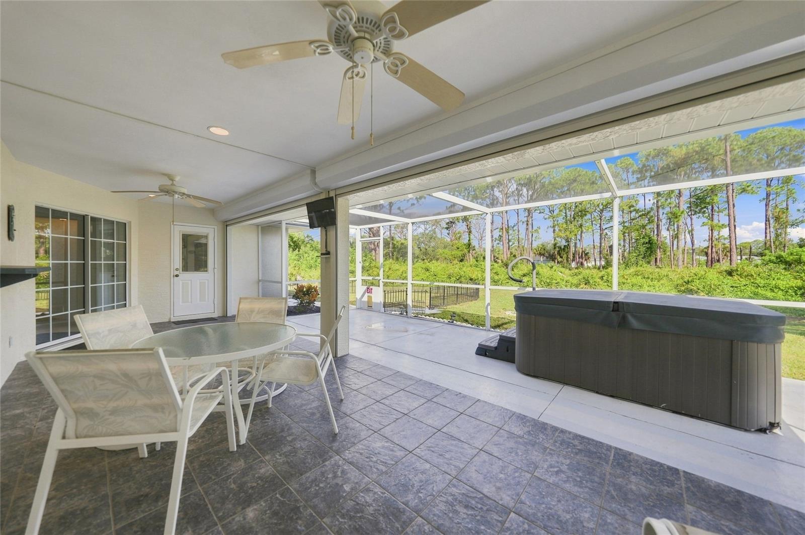 1087 General St Property Photo 31