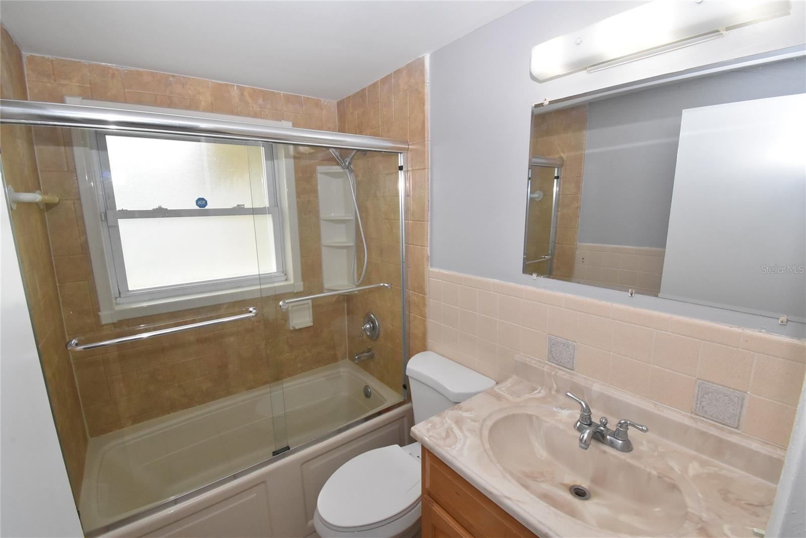 11025 Pickering Ln Property Photo 13