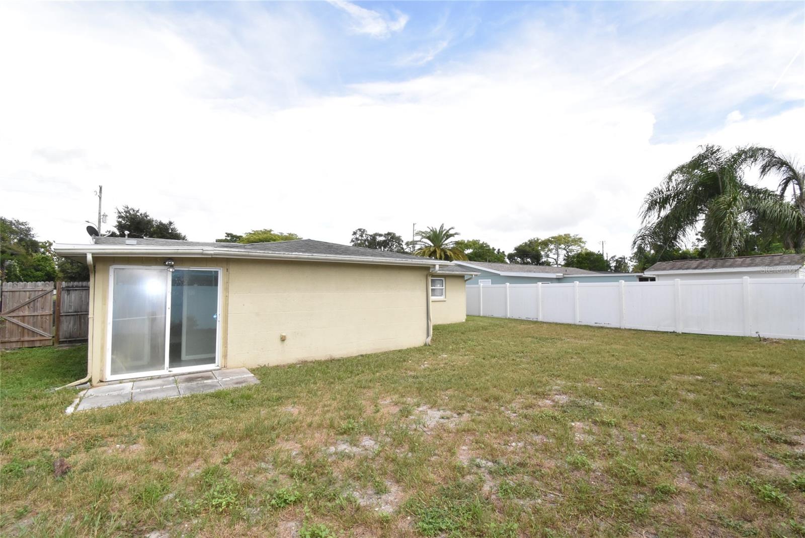 11025 Pickering Ln Property Photo 22