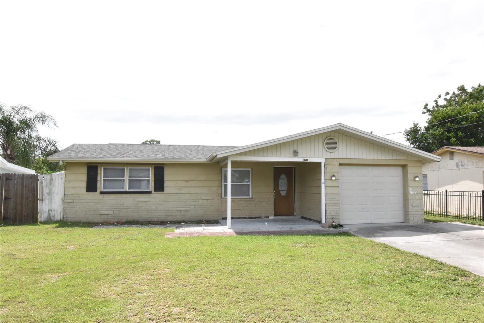 11025 Pickering Ln Property Photo 25