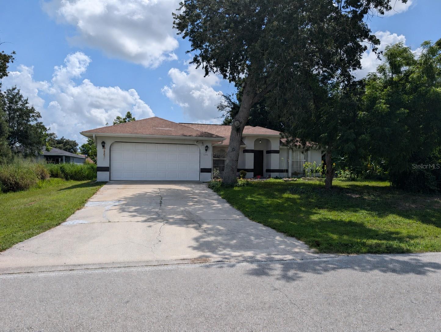 1298 Viscaya Dr Property Photo 1