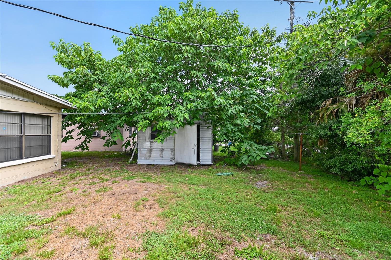 120 Polaris St Property Photo 5