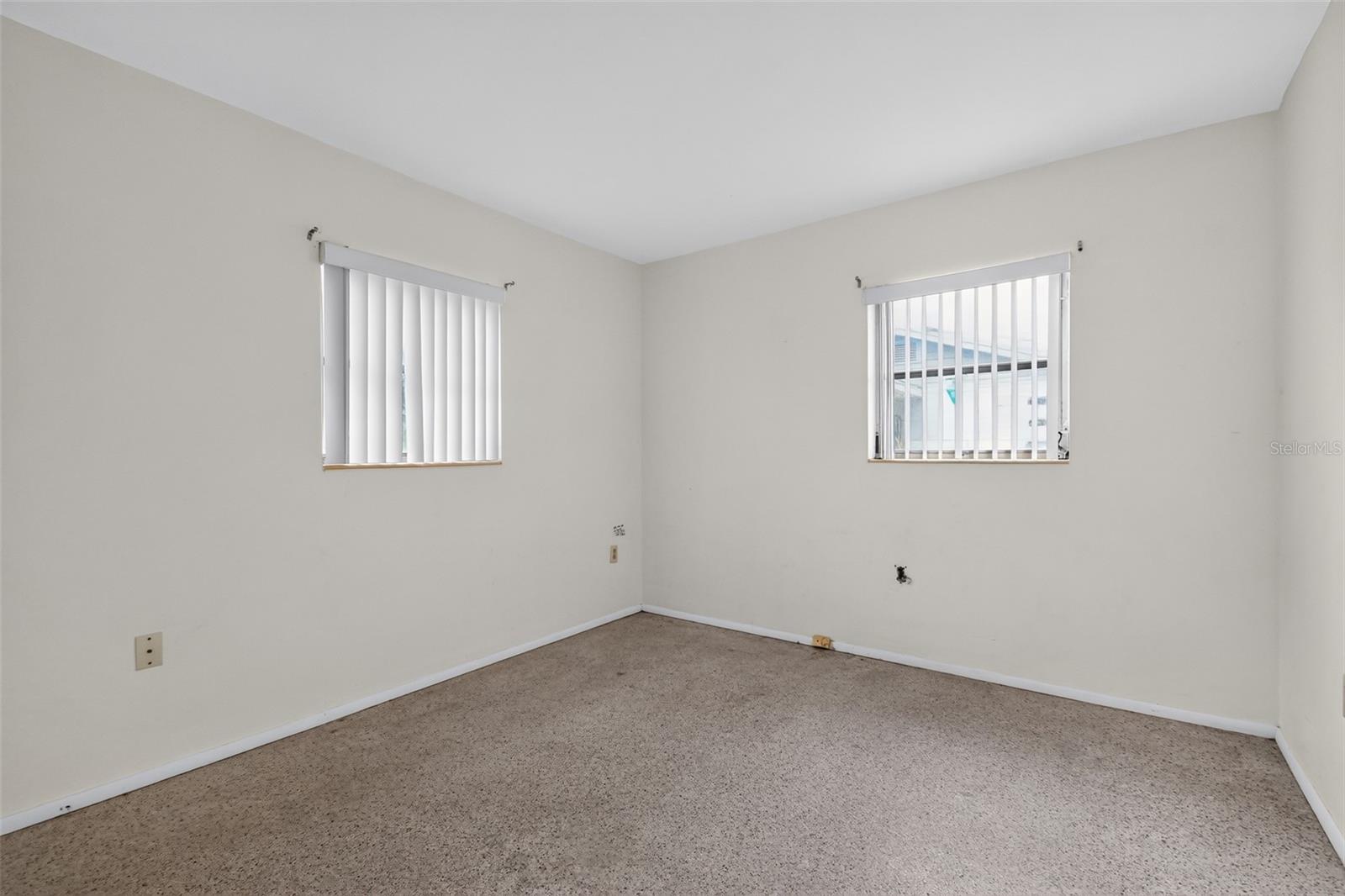 120 Polaris St Property Photo 15