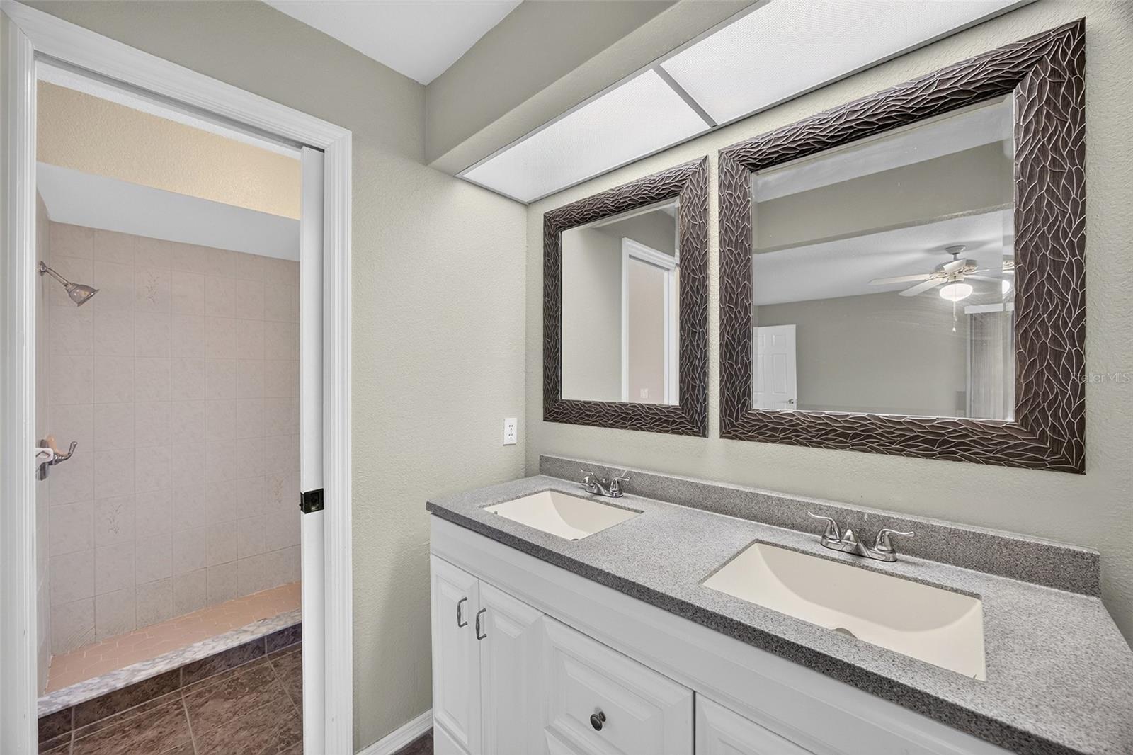 23245 Lehigh Ave Property Photo 16