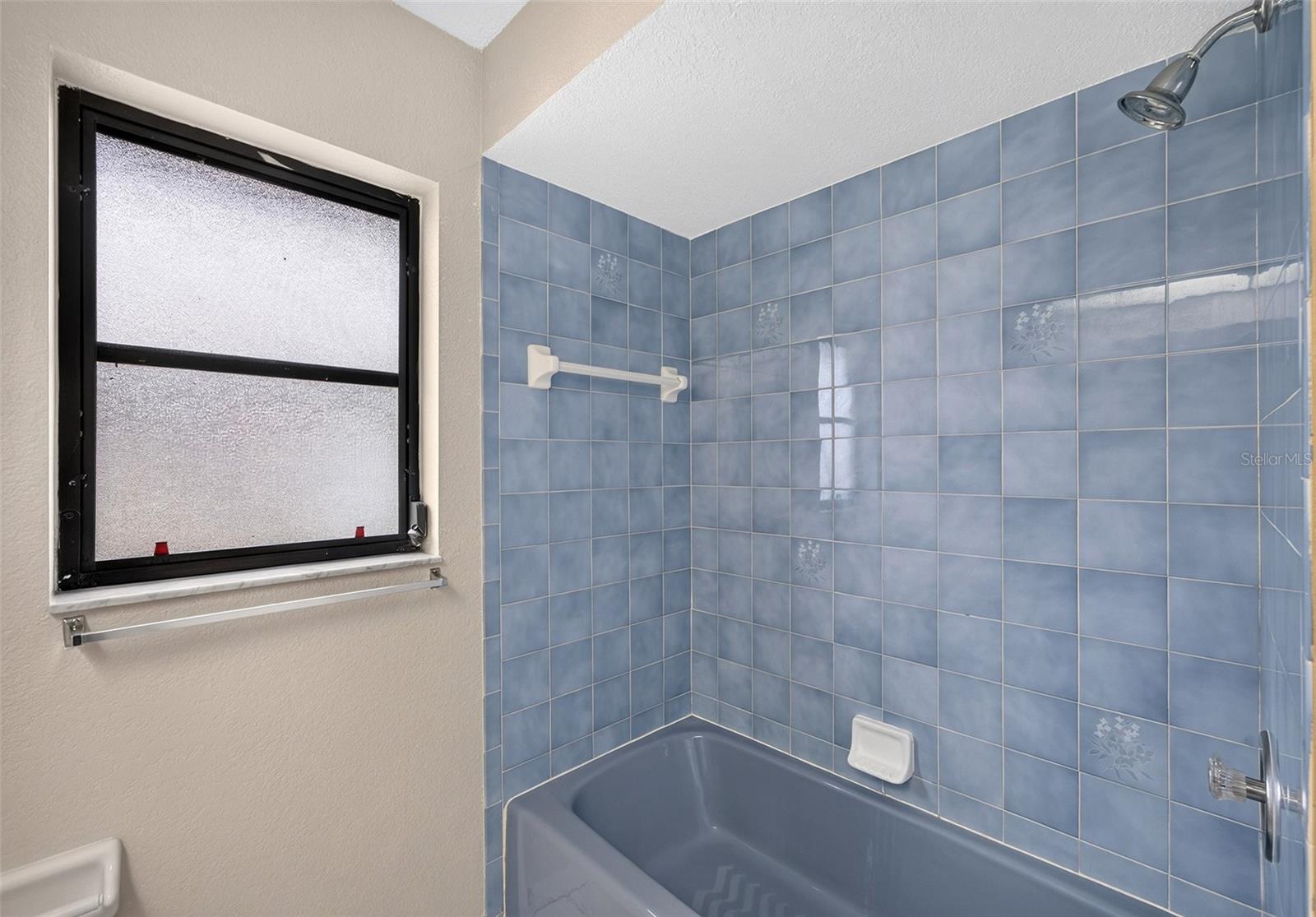 23245 Lehigh Ave Property Photo 20