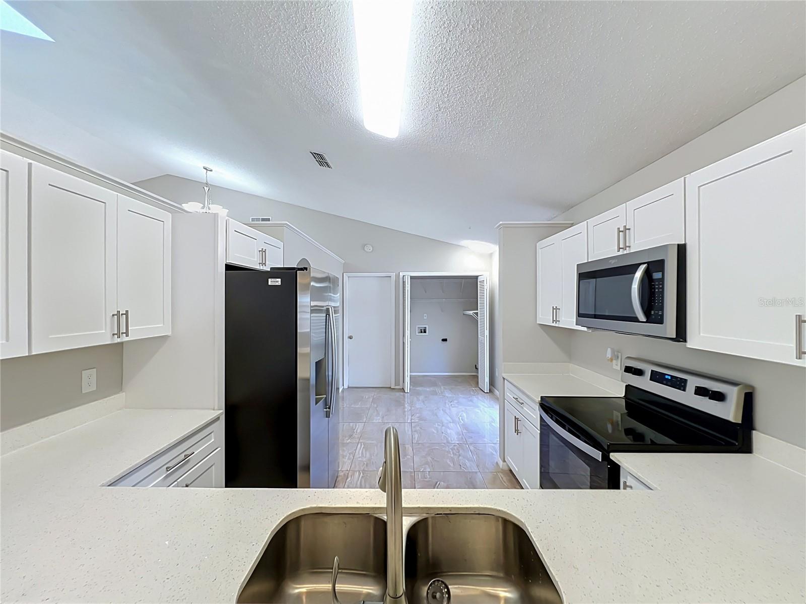 1365 Crawford Dr Property Photo 10