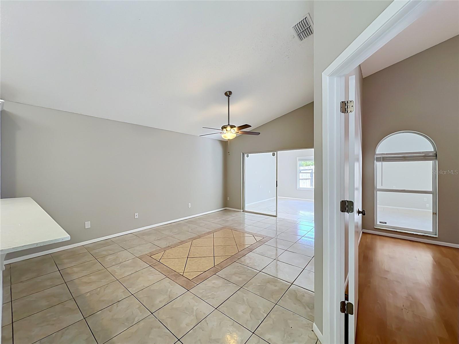 1365 Crawford Dr Property Photo 11