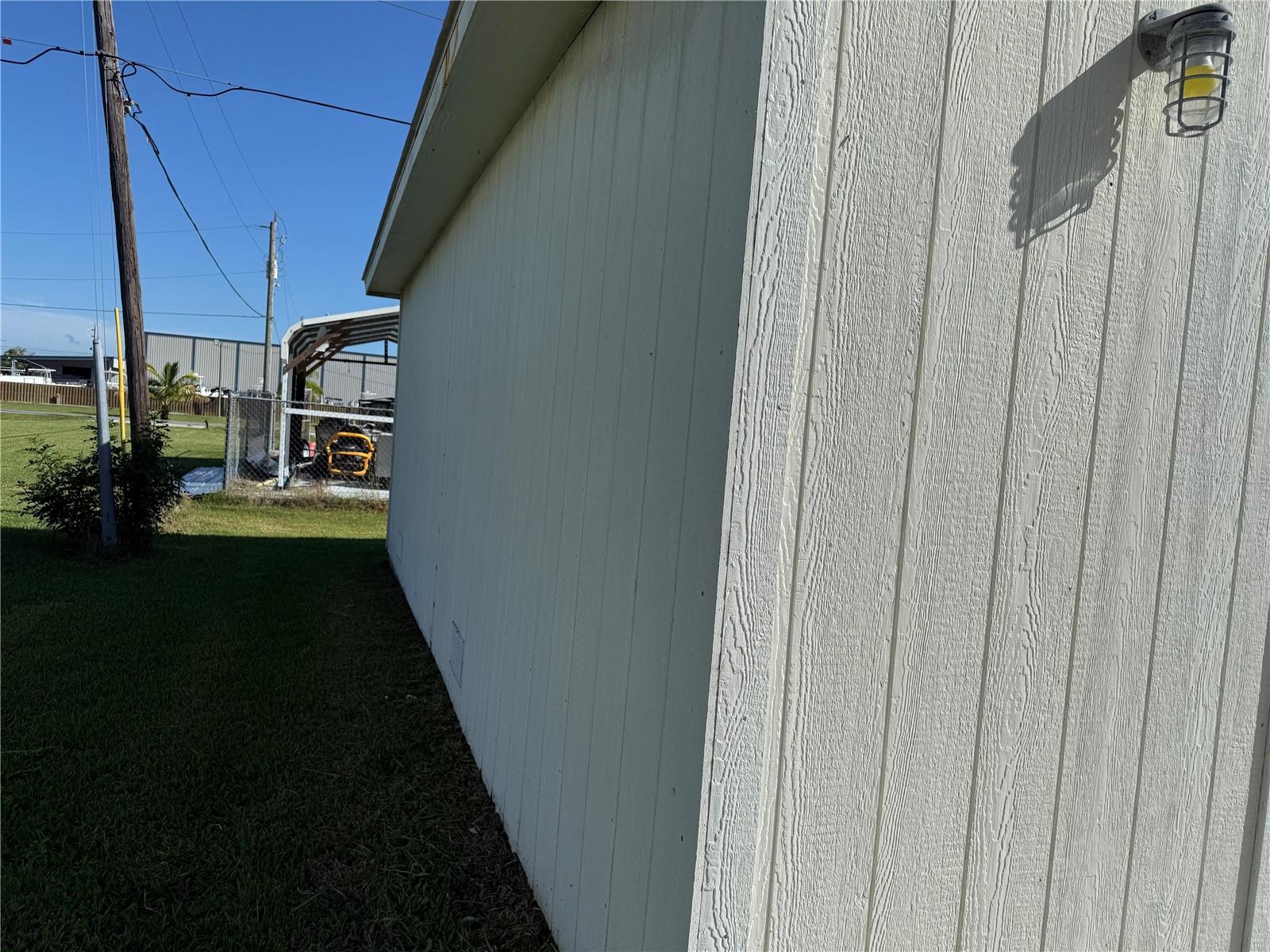 14434 Newcomb Rd Property Photo 4