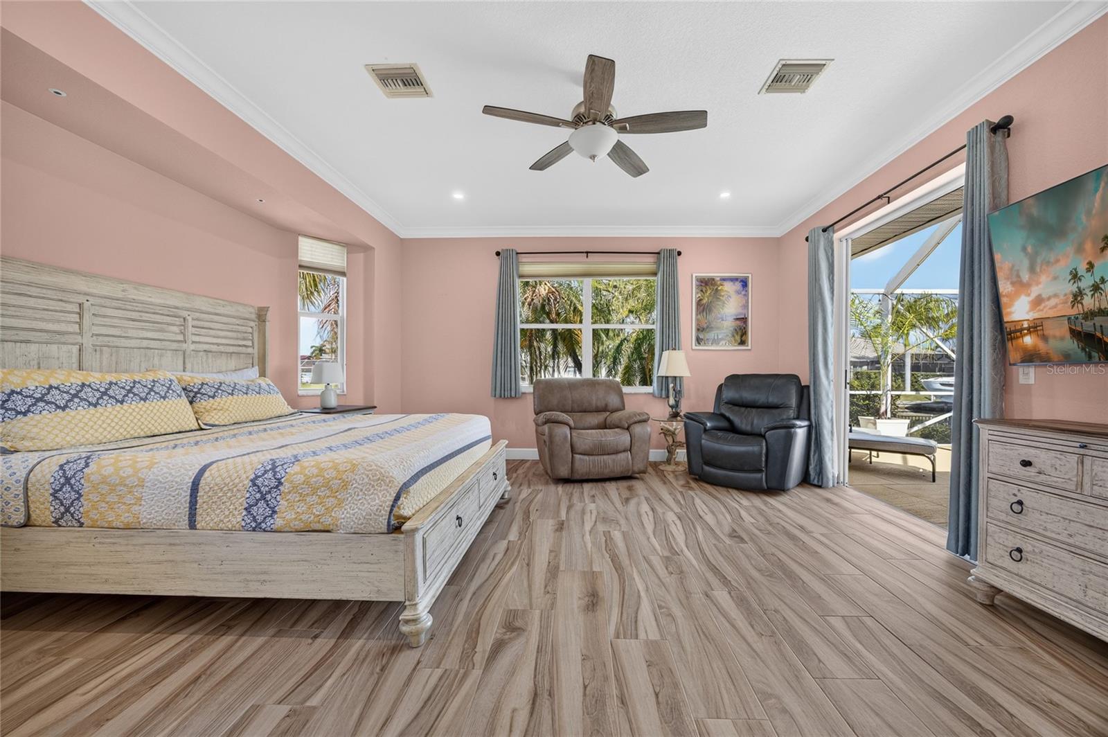 959 Bal Harbor Blvd Property Photo 20