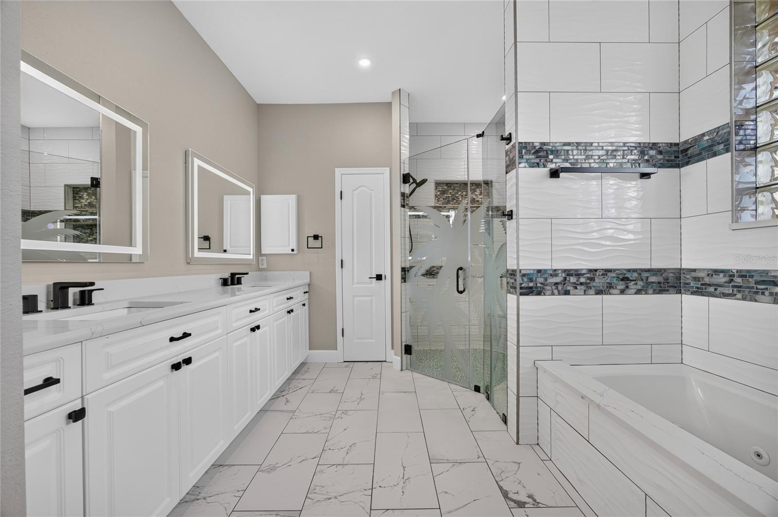 959 Bal Harbor Blvd Property Photo 22