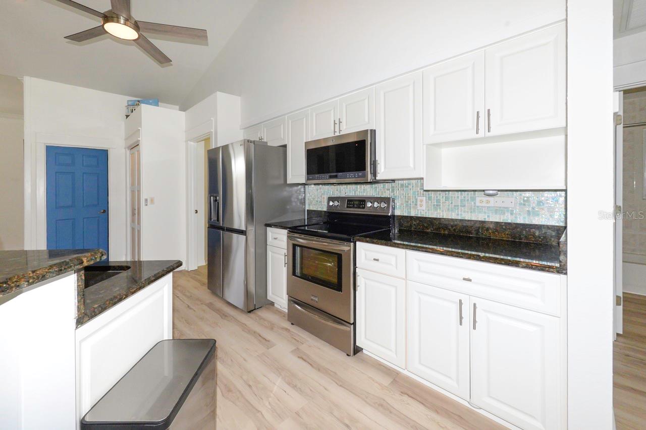 25256 Punta Madryn Ave Property Photo 16