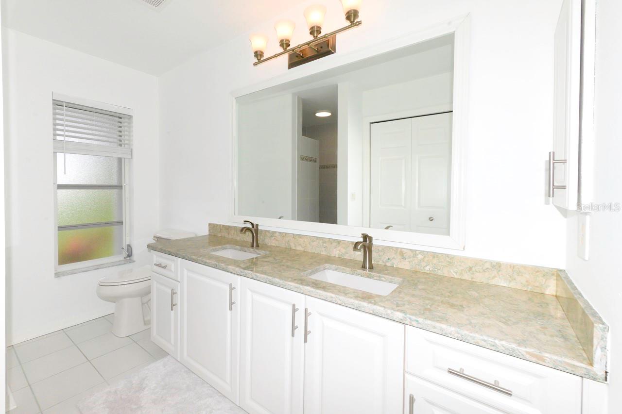 25256 Punta Madryn Ave Property Photo 22