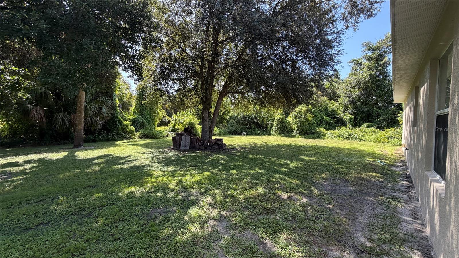 1212 Impala St Property Photo 23