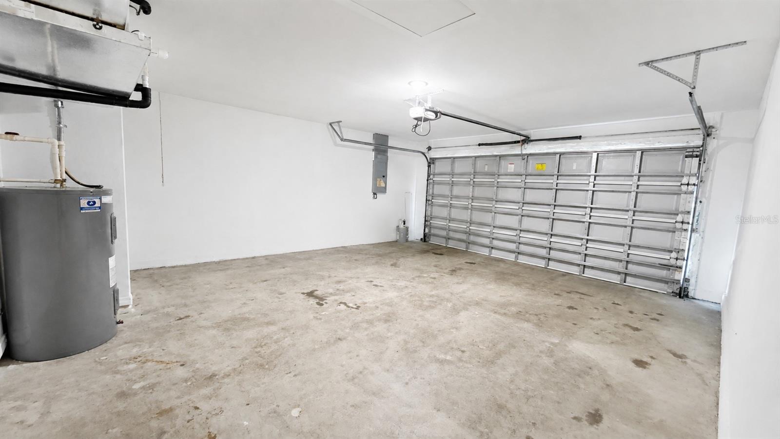 1212 Impala St Property Photo 25