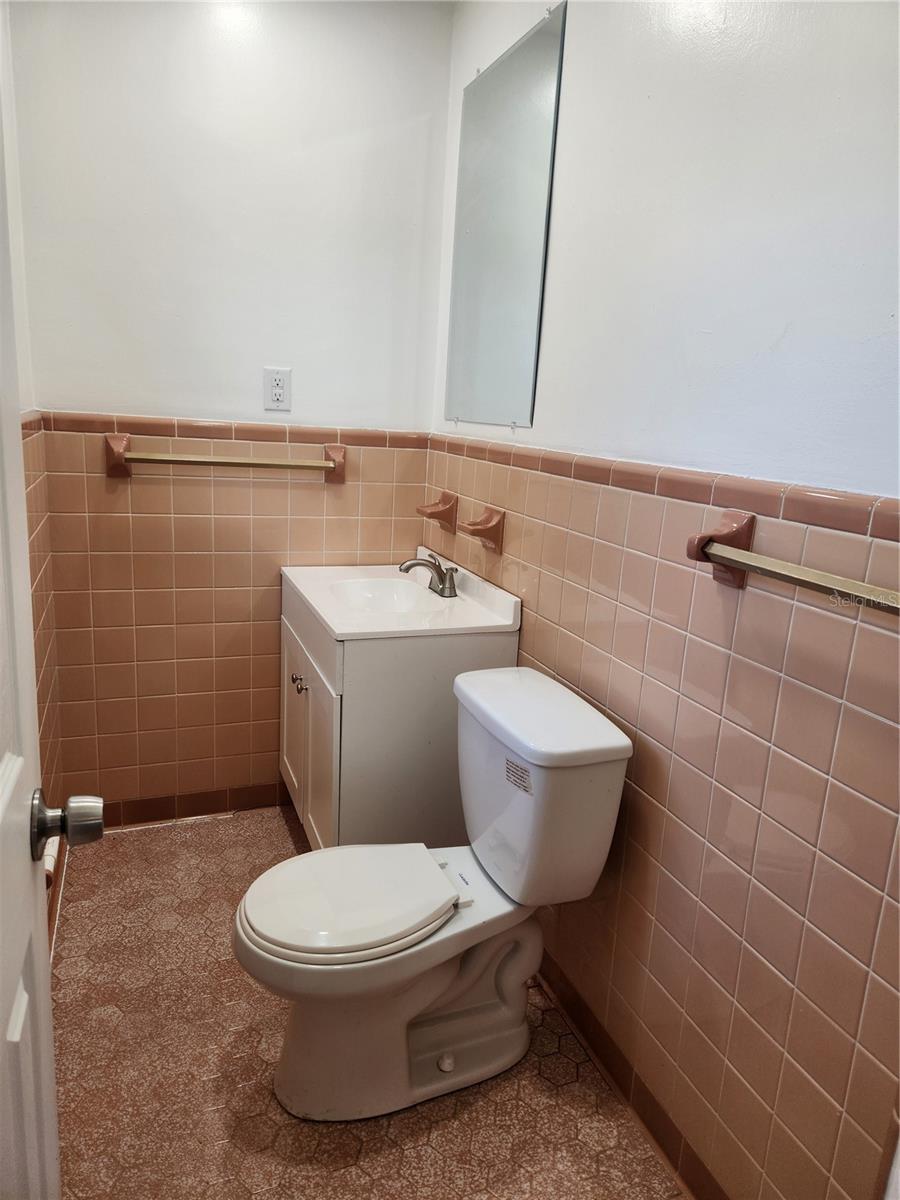 232 E Washingtonia St Property Photo 9