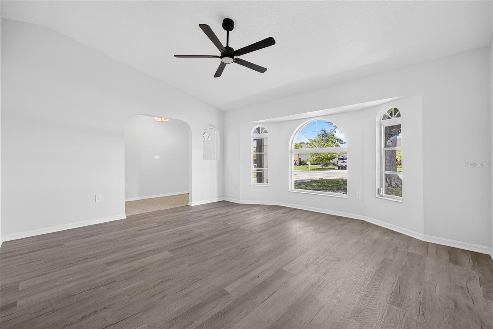 7510 Ligustrum Property Photo 11