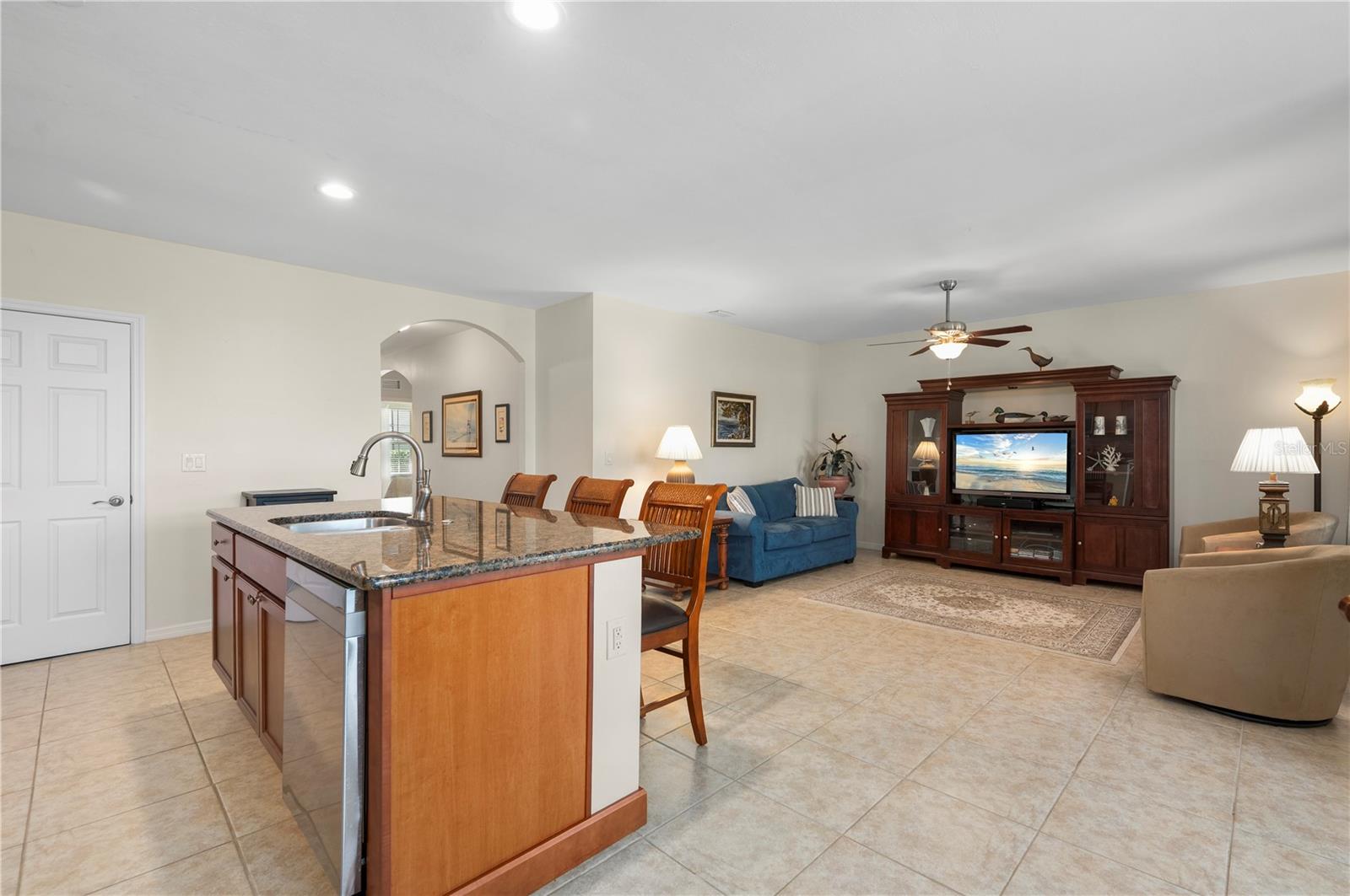 7833 Mikasa Dr Property Photo 13