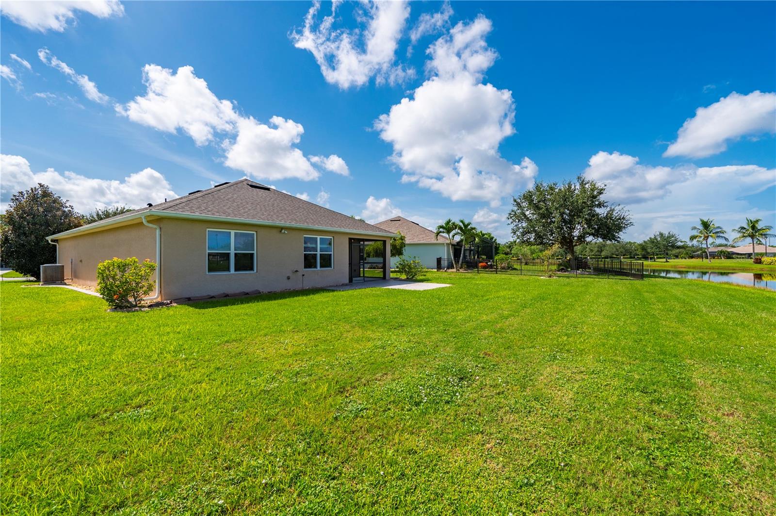 7833 Mikasa Dr Property Photo 41