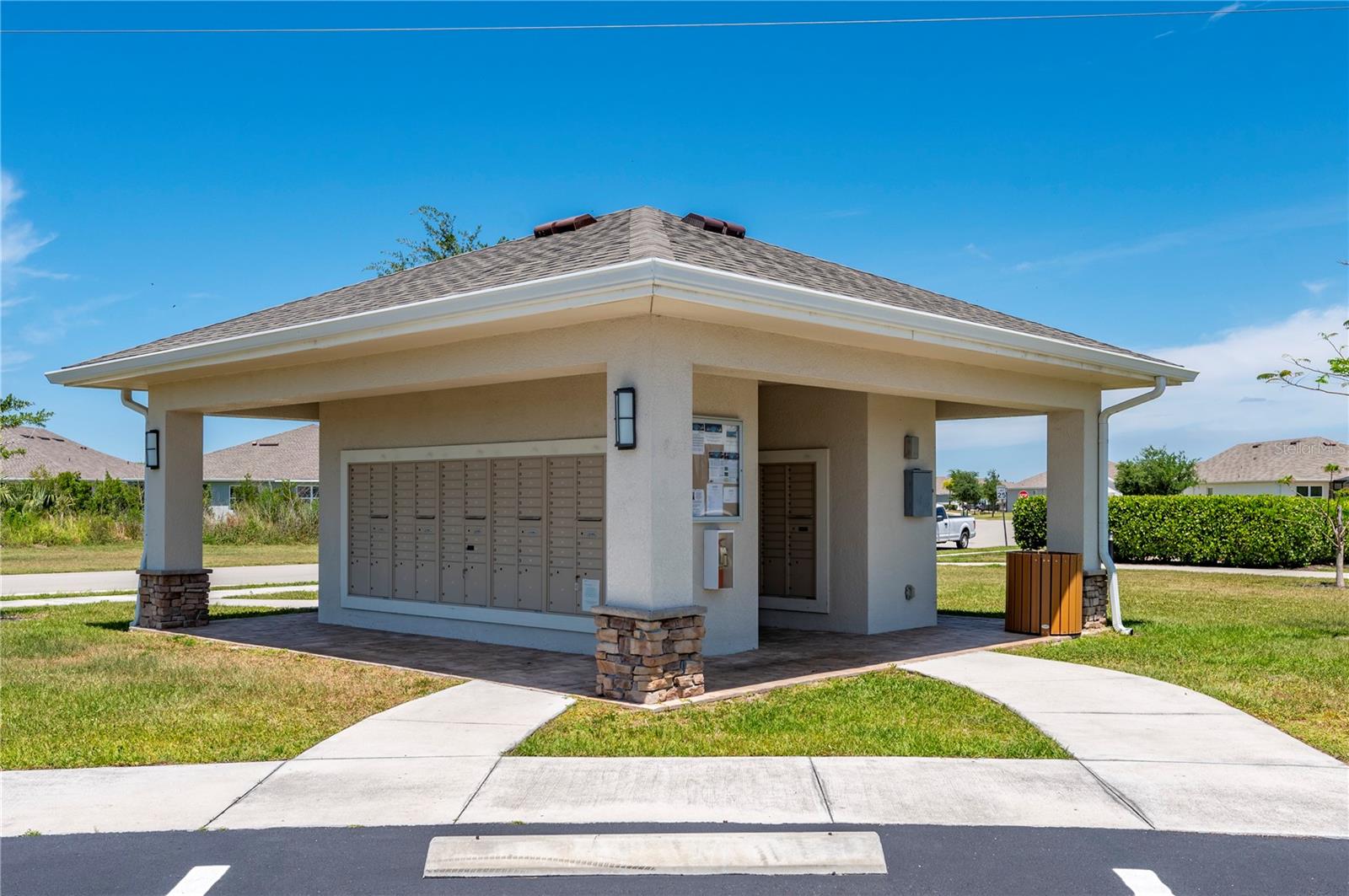 7833 Mikasa Dr Property Photo 68