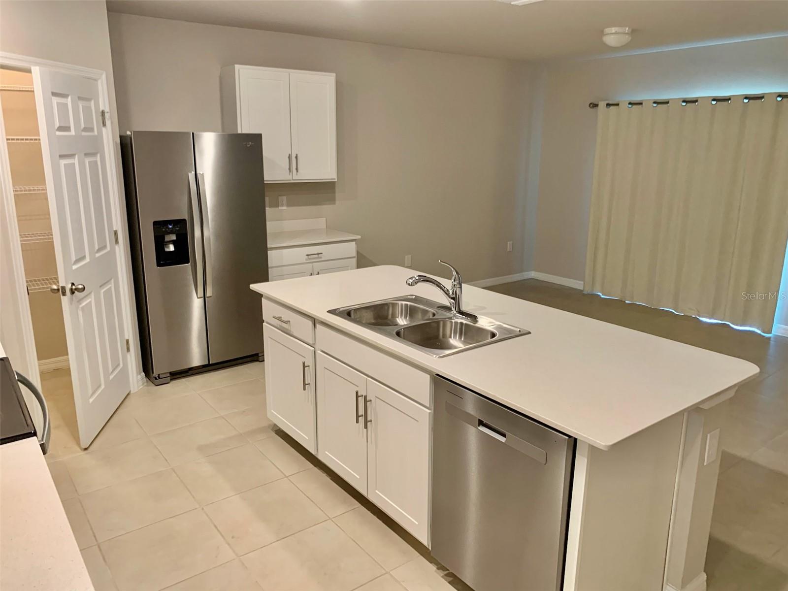 341 Porto Alegre St Property Photo 8